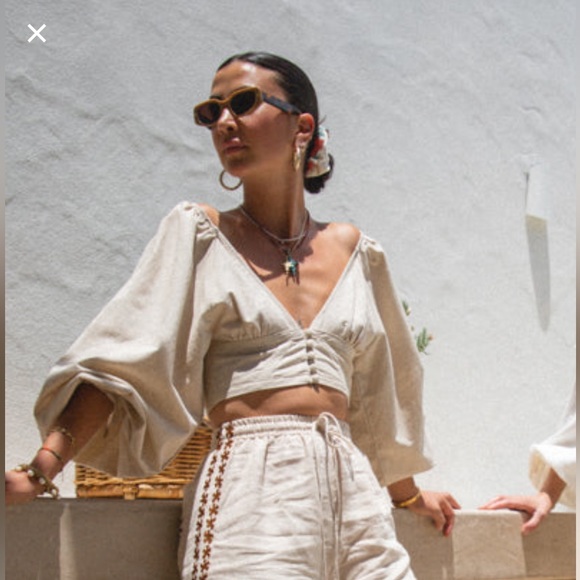 VRG GIRL beautiful top✨✨ - Picture 2 of 3